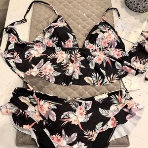 BLU C floral TANKINI! 🖤 brand new w tags!